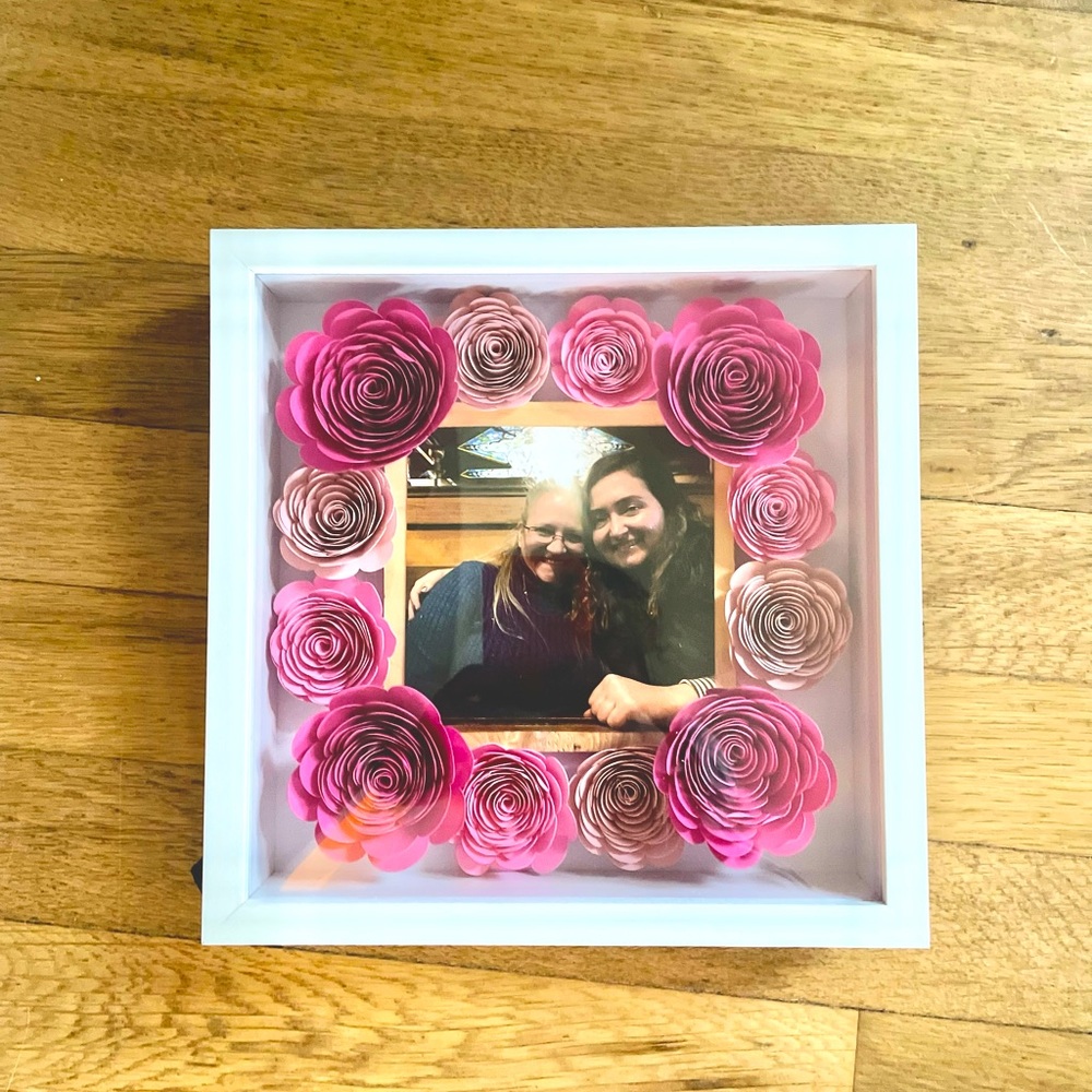 Custom made photo frame for Mother’s Day!!